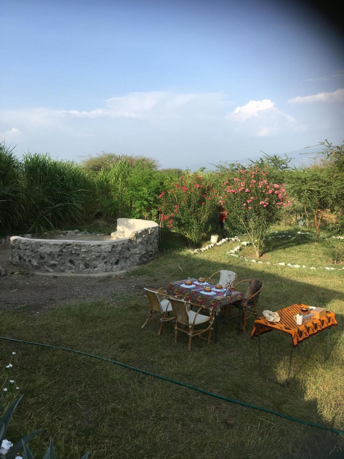 Lake Natron Maasai Guesthouse Mtowabaga Exterior photo